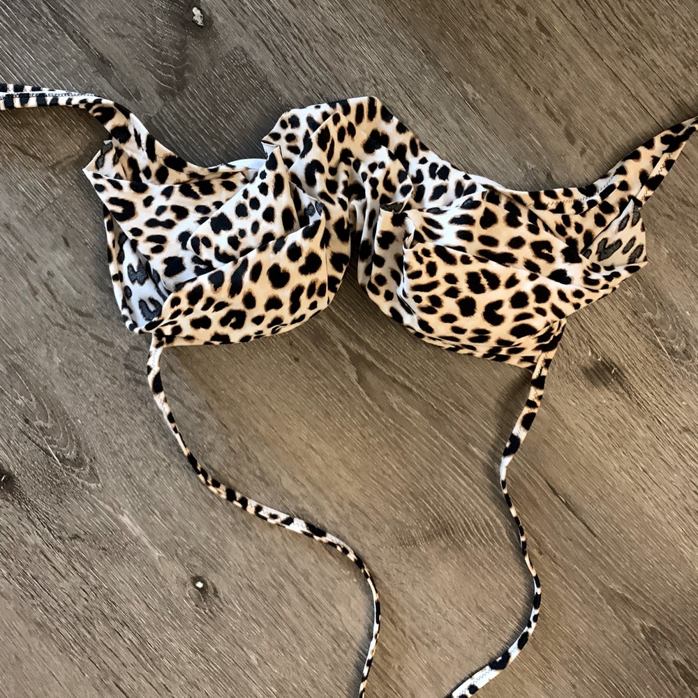 Victoria’s Secret PINK push-up halter bikini top